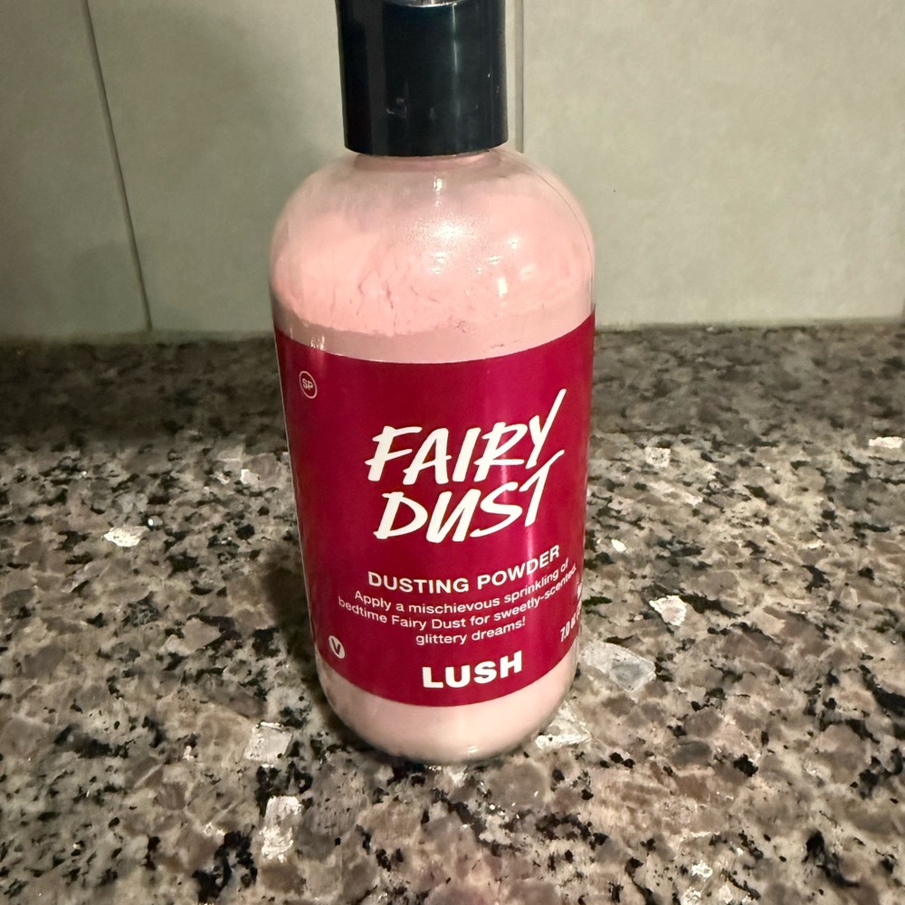 Lush Fairy Dust Pink Dusting Powder